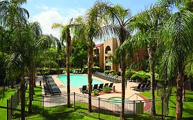 Embassy Suites By Hilton Phoenix Tempe